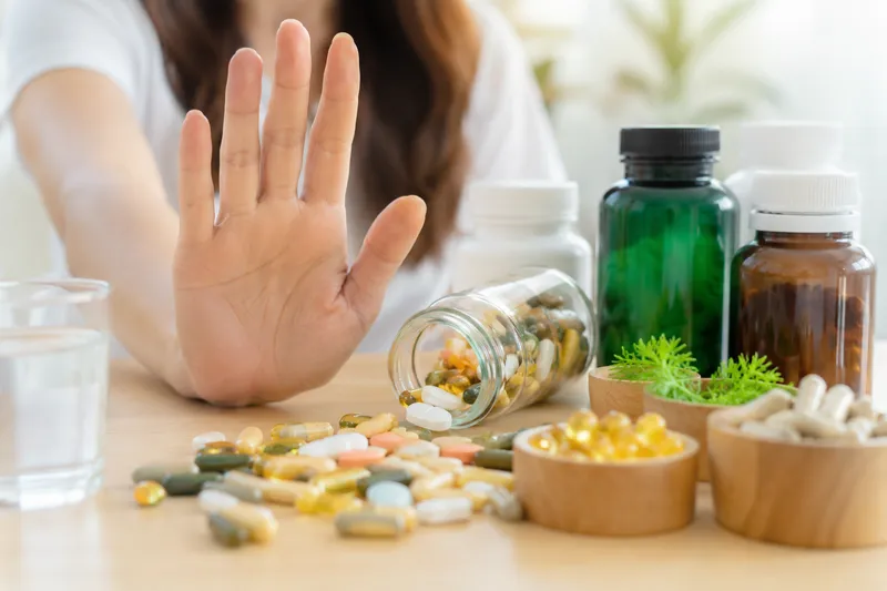 5 sai lầm khiến vitamin uống vào gần như vô tác dụng