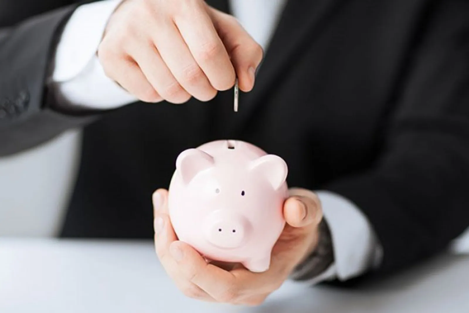Có nên chọn thi công hộp đèn 3M giá rẻ hay không?