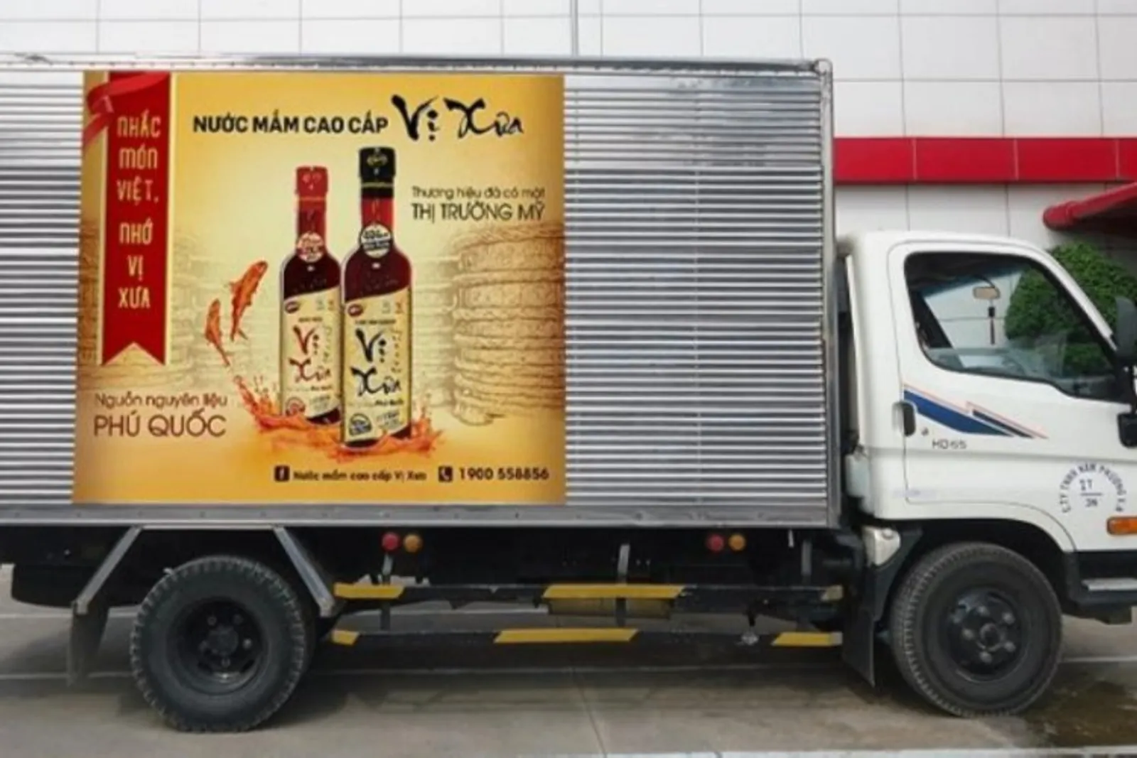 Hãy để decal 3M đưa thương hiệu của bạn trên mọi cung đường