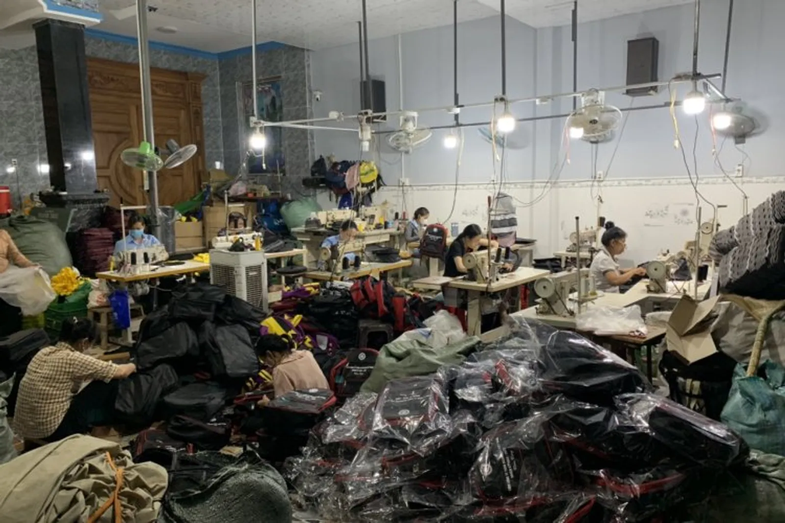 Kinh nghiệm chọn đơn vị may túi vải không dệt uy tín