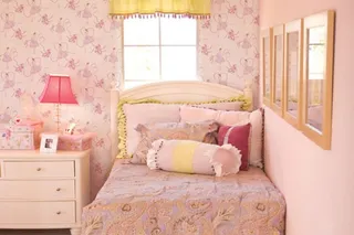 Bí quyết lựa chọn giấy dán tường cho phòng ngủ nhỏ