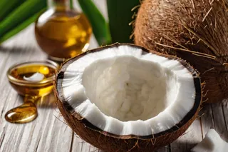 Bí mật dưỡng da mềm mịn bằng dầu dừa – Ai cũng có thể áp dụng tại nhà