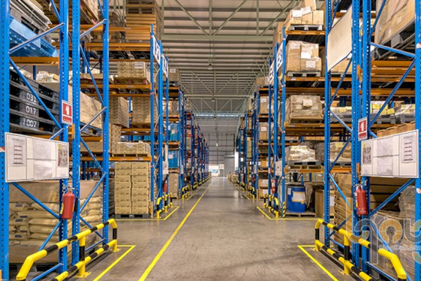 Tại Sao Nên Cần Thiết Sử Dụng Giá Kệ Công Nghiệp?
