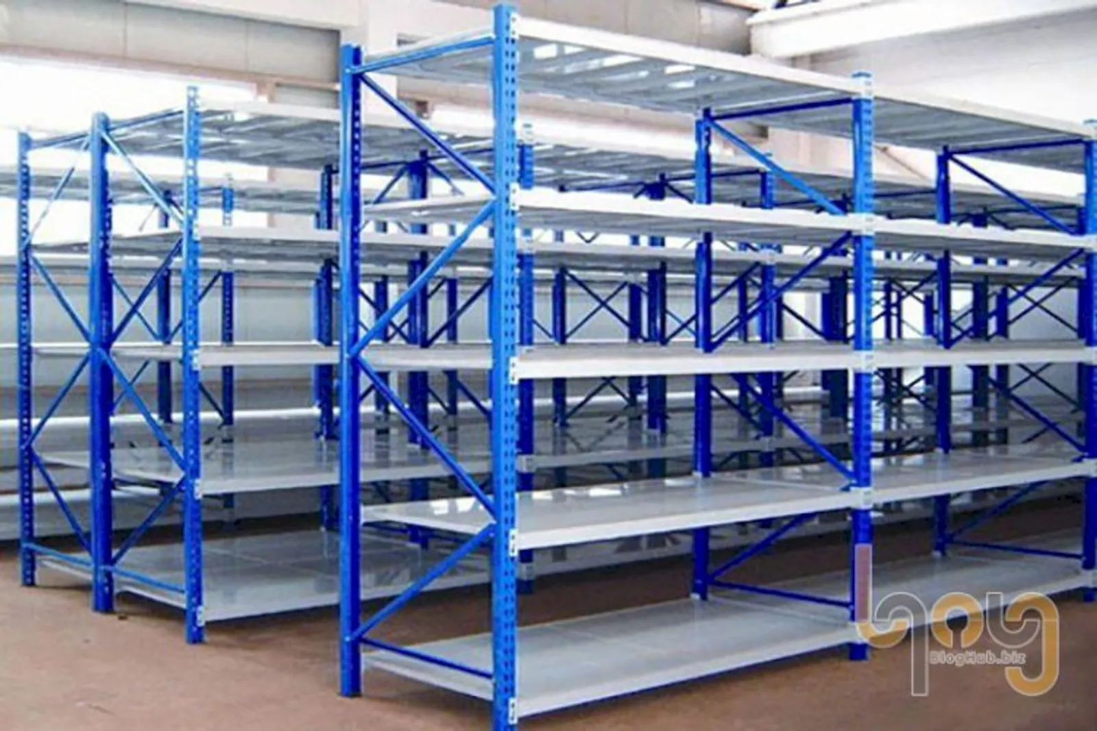 Đặc Điểm Chung Của Kệ Chứa Hàng